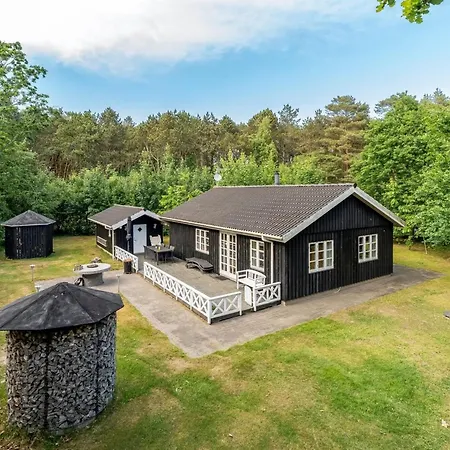 Vakantiehuis Alivia - 500m From The Sea By Interhome Laeso